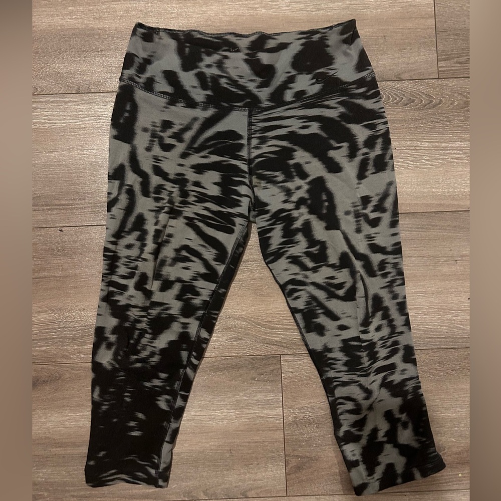 Nike capris